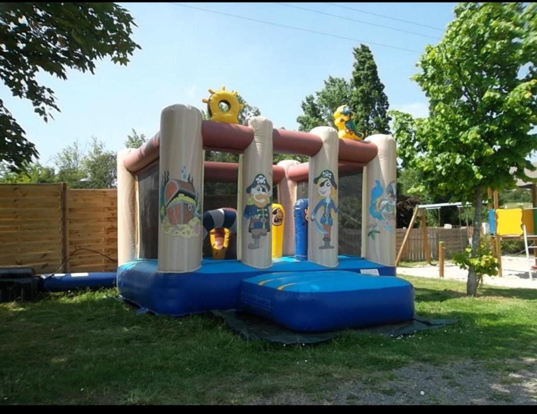 Mobil-Home Le Petit Paradis Vendeen Camping 3 Etoiles 7Km Des Plages Avrillé Eksteriør bilde
